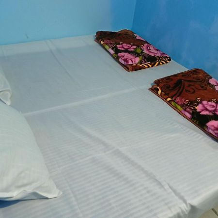 اوجاين Baba Guest House المظهر الخارجي الصورة
