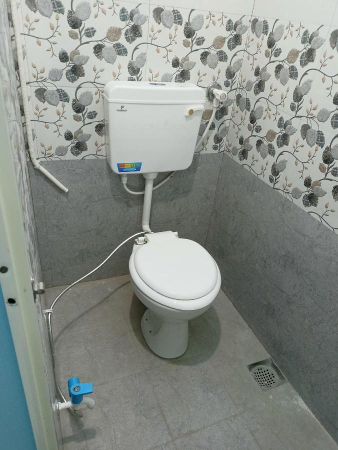 اوجاين Baba Guest House المظهر الخارجي الصورة