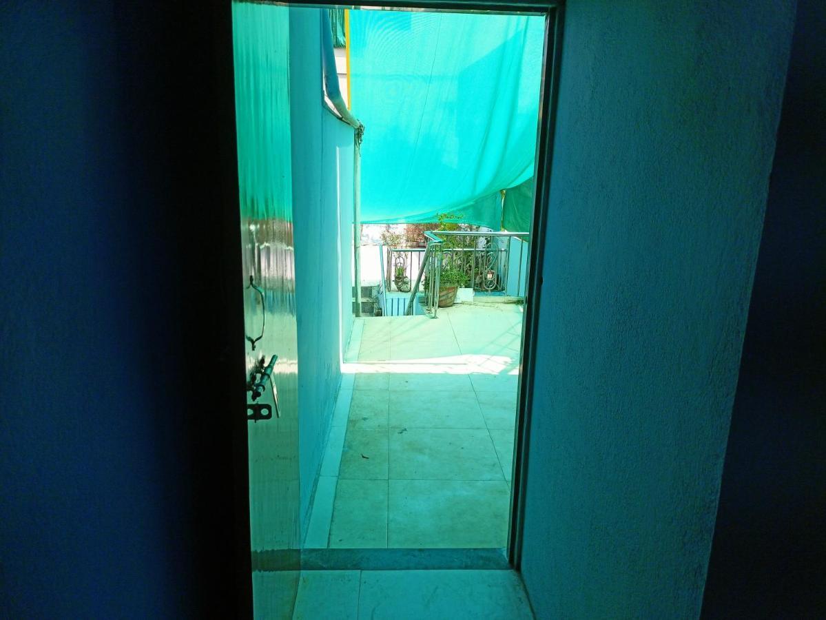 اوجاين Baba Guest House المظهر الخارجي الصورة