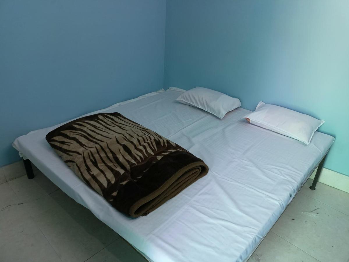 اوجاين Baba Guest House المظهر الخارجي الصورة