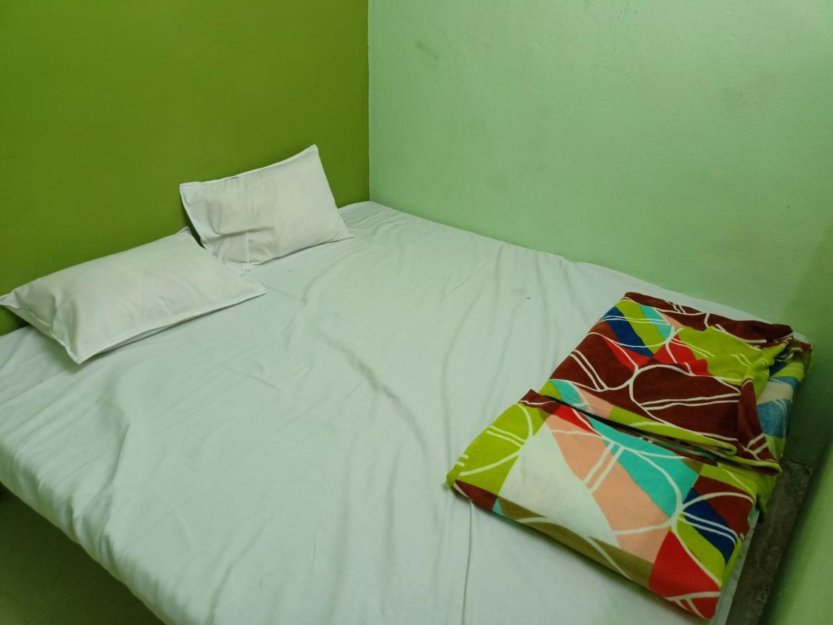 اوجاين Baba Guest House المظهر الخارجي الصورة