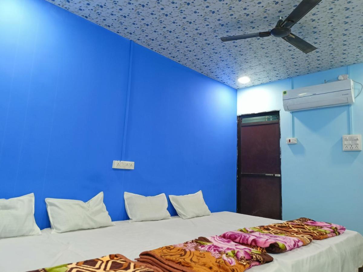 اوجاين Baba Guest House المظهر الخارجي الصورة